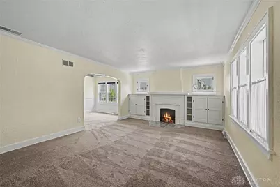 327 East Drive, Oakwood, OH 45419 - Photo 7