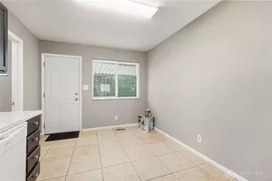2600 Tangy Ct, Harrison Twp, OH 45414 - Photo 15