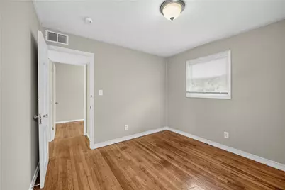 5254 Ferngrove Drive, Riverside, OH 45432 - Photo 9