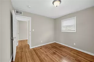 5254 Ferngrove Dr, Riverside, OH 45432 - Photo 9