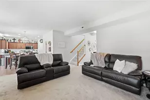 2764 Laurelwood Ct, Beavercreek, OH 45431 - Photo 11