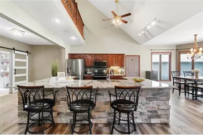 1576 Meadowlands Drive, Fairborn, OH 45324 - Photo 11