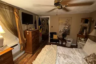 238 Hall St, Greenville, OH 45331 - Photo 9