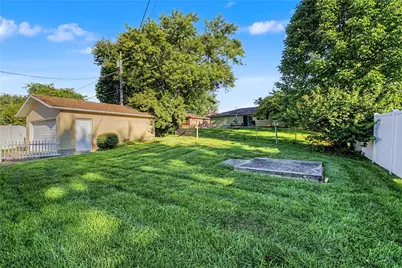 6637 Taylorsville Road, Huber Heights, OH 45424 - Photo 31