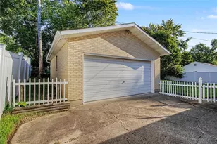 6637 Taylorsville Rd, Huber Heights, OH 45424 - Photo 27