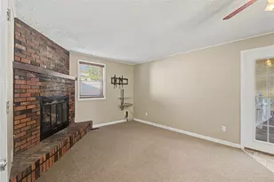 6637 Taylorsville Rd, Huber Heights, OH 45424 - Photo 9