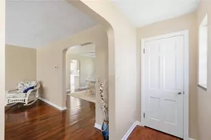 3550 Old Troy Pike, Dayton, OH 45404 - Photo 5