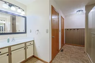 5984 Tyler Point Dr, Fairfield, OH 45011 - Photo 17