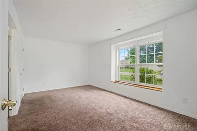 1562 Farrington Drive, Kettering, OH 45420 - Photo 9