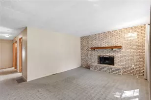 1824 Burrowes Blvd, Fairborn, OH 45324 - Photo 5