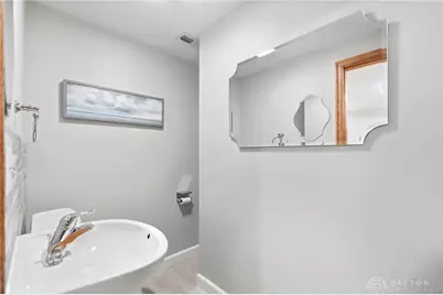 421 Greenport Drive, West Carrollton, OH 45449 - Photo 33