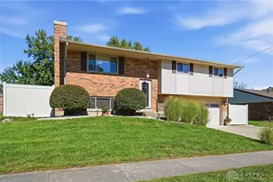 421 Greenport Dr, West Carrollton, OH 45449 - Photo 1