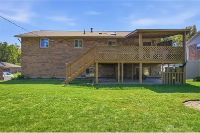 421 Greenport Drive, West Carrollton, OH 45449 - Photo 37