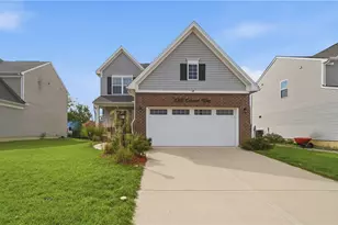 1015 Colonial Way, Huber Heights, OH 45424 - Photo 3