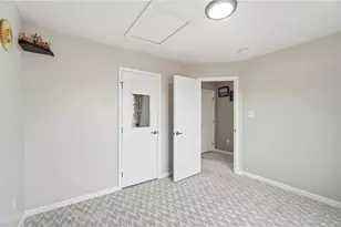 1015 Colonial Way, Huber Heights, OH 45424 - Photo 29