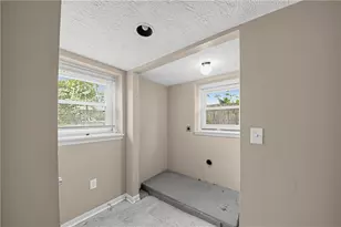1323 Eastview Dr, Fairborn, OH 45324 - Photo 9
