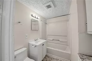 1323 Eastview Dr, Fairborn, OH 45324 - Photo 7