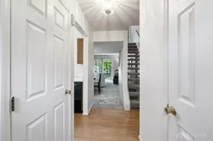 3706 Parfore Ct, Cincinnati, OH 45245 - Photo 9