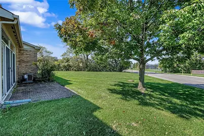 9267 Captiva Bay Drive, Miamisburg, OH 45342 - Photo 35