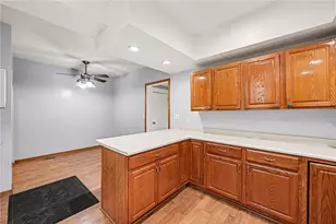 2411 Troy St, Dayton, OH 45404 - Photo 9