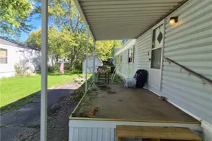 51 Estate Dr, Brookville, OH 45309 - Photo 3