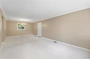 2543 Marigold Dr, Dayton, OH 45449 - Photo 7