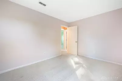 10640 Summer Park Way, Dayton, OH 45458 - Photo 29