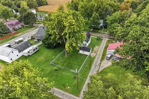 111 Maple St, Belle Center, OH 43310 - Photo 7