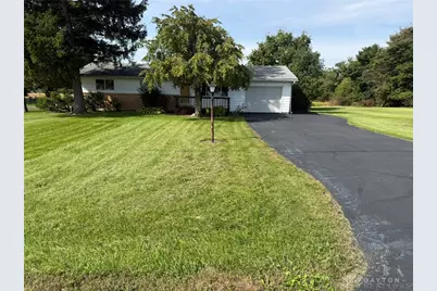 1571 Clayton Road, Brookville, OH 45309 - Photo 1