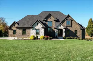 2442 Berkeley Ct, Clear Creek Township, OH 45036 - Photo 3