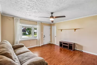 354 Travis Drive, Dayton, OH 45431 - Photo 7