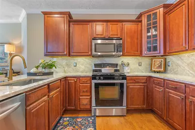 700 Mackenzie Court, Centerville, OH 45458 - Photo 15