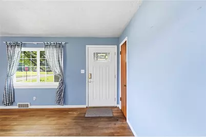 260 W 2nd Street, Springfield, OH 45504 - Photo 9
