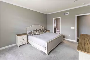498 Carleton Dr, Sugarcreek Twp, OH 45440 - Photo 5