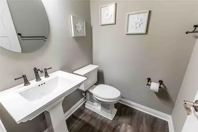 498 Carleton Drive, Sugarcreek Twp, OH 45440 - Photo 7