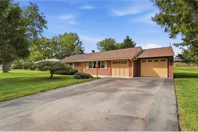 634 Omar Circle, Yellow Springs Vlg, OH 45387 - Photo 5