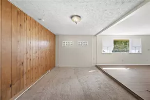 634 Omar Cir, Yellow Springs Vlg, OH 45387 - Photo 17