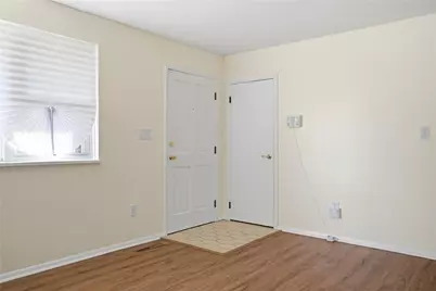 634 Omar Circle, Yellow Springs Vlg, OH 45387 - Photo 9