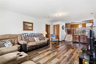 210 N Main St, Jackson Center, OH 45334 - Photo 25