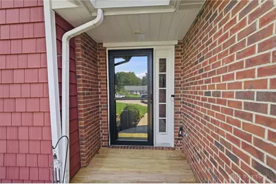 927 Golden Meadows Court, Trenton, OH 45067 - Photo 3