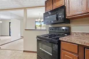 757 Hidden Cir, Washington Twp, OH 45458 - Photo 35