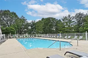 1820 Piper Ln, Centerville, OH 45440 - Photo 35