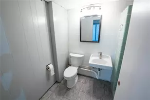 1030 Wenbrook Dr, Kettering, OH 45429 - Photo 31