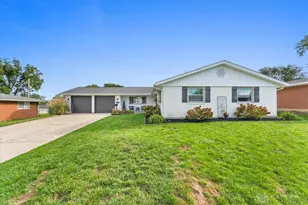 1131 Ortego Dr, Fairborn, OH 45324 - Photo 9