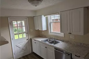 17 Fer Don Rd, Dayton, OH 45405 - Photo 3