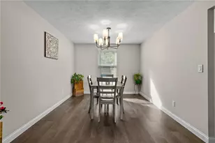 7341 Rustic Woods Dr, Dayton, OH 45424 - Photo 11