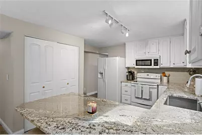 7341 Rustic Woods Drive, Dayton, OH 45424 - Photo 15