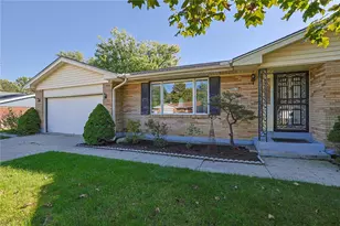 2416 Apricot Dr, Dayton, OH 45431 - Photo 3