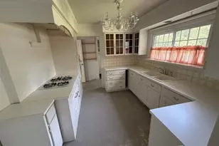 381 Enfield Rd, Dayton, OH 45459 - Photo 7