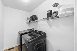 1559 Doddington Rd, Kettering, OH 45409 - Photo 17